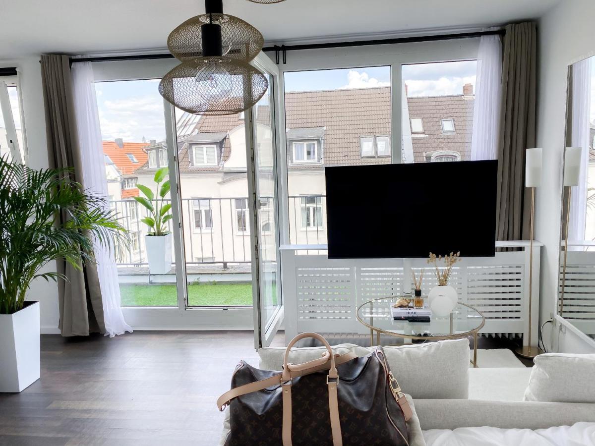 Dani Stylish Minimal Innercity Terrace Appartement *