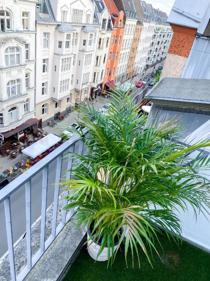 Dani Stylish Minimal Innercity Terrace Appartement *